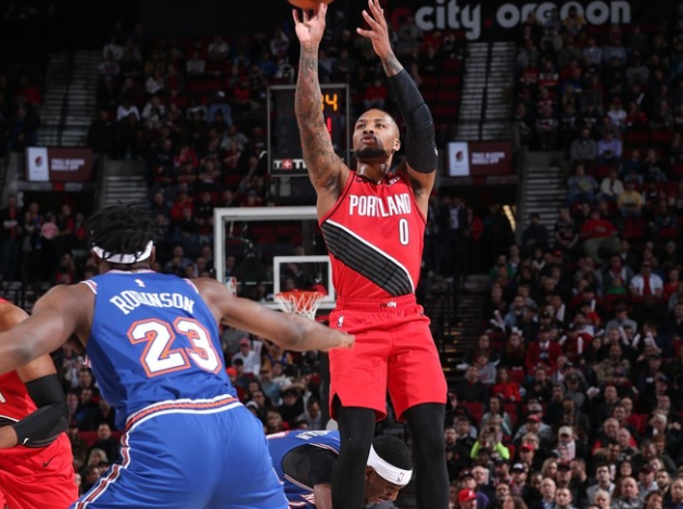  布伦森准绝杀助尼克斯，客场险胜步行者止连败  